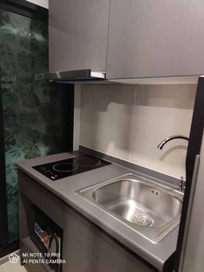 Let's come. STUDIO room, 3rd floor, fully furnished, nice decoration. If interested, reserve now at Monte Rama 9 condo for rent.