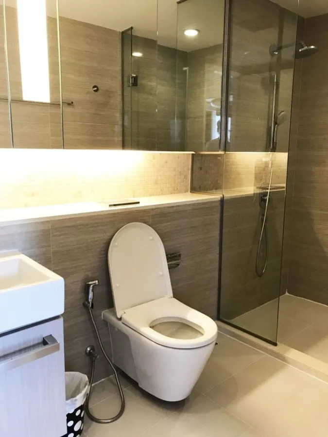 For sale for rent, Sukhumvit 61 mode, room decorated with good style, wide and large, just carry one bag and move in.