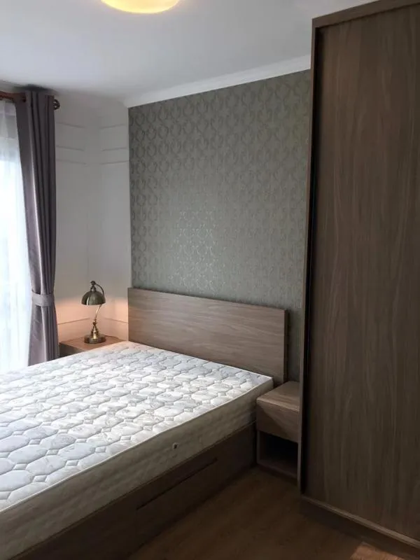 OMG!! This room is very beautiful decorated, luxurious, fully furnished, ready to move in. For rent or sale Chapter One The Campus Ladprao Soi 1