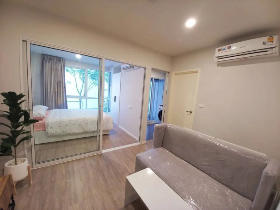 ให้เช่า บูล พหลโยธิน 35 ห้องกั้นพื้นที่เป็นส่วนตัว ตกแต่งโทนสว่าง มาแต่ตัวเข้าอยู่ได้เลยค่ะ