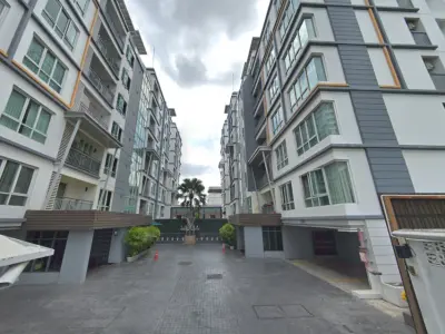 Voque Sukhumvit 16