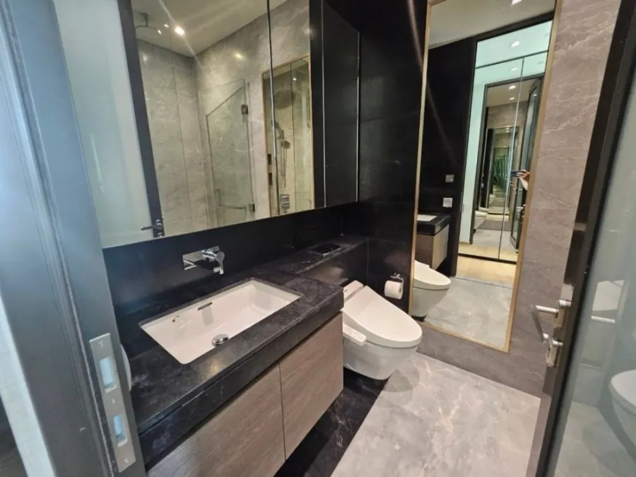 ขาย ให้เช่า คอนโด 28 ชิดลม ชั้นนสูงวิวดี เฟอร์นิเจอร์ครบ กระเป๋าใบเดียวพร้อมเข้าอยู่ได้ทันที ด่วน!!!