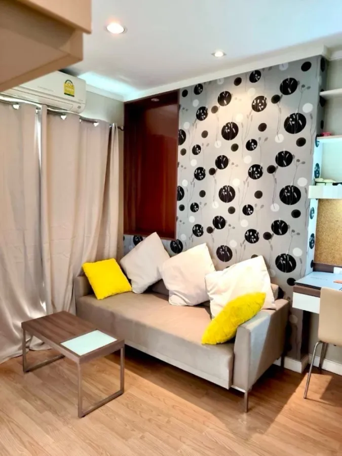 For rent: Lumpini Ville Chaengwatthana Pakkret, 15th floor, unobstructed view, fully furnished. Book now!