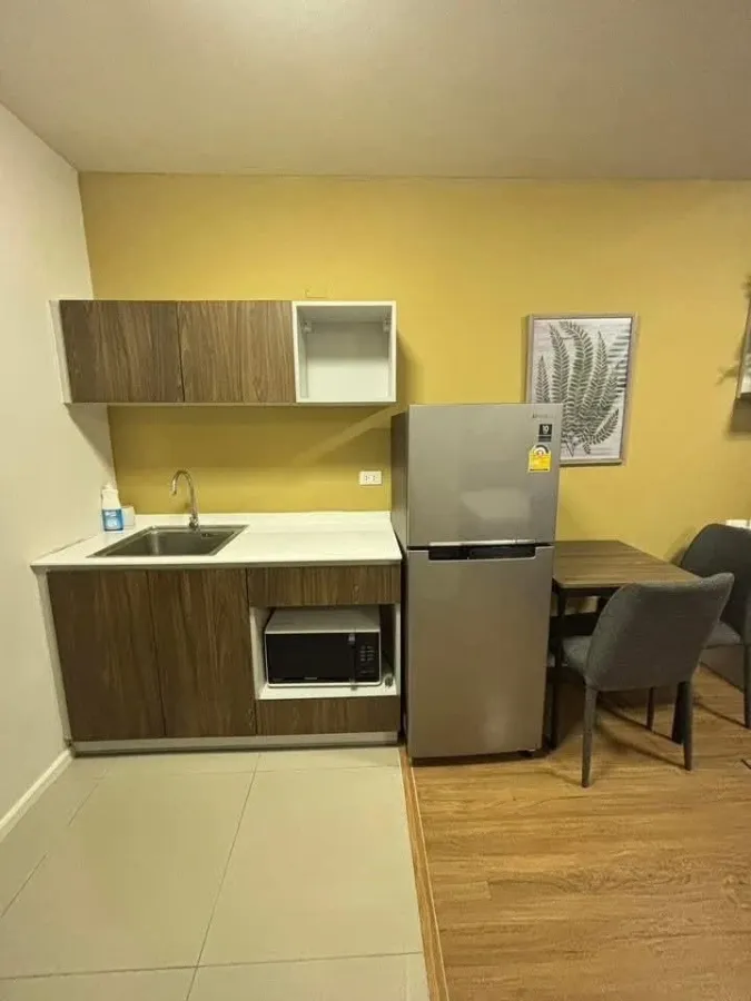 ให้เช่า D Condo Bliss Sriracha ห้องแต่งสวยครบครัน เฟอร์นิเจอร์บิวท์อินอย่างดี หิ้วกระเป๋าเข้าอยู่ได้เลยจ้า