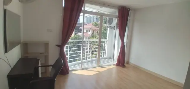 ขาย/ให้เช่า G-1 Condo ladprao 1 ห้องชั้น 2 ไม่สูง ราคาสบายกระเป๋า จองเลย images
