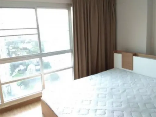 Condo for sale, U Delight @ Huai Khwang Station, corner room, not next to anyone, private, wind all year round, cool, urgent