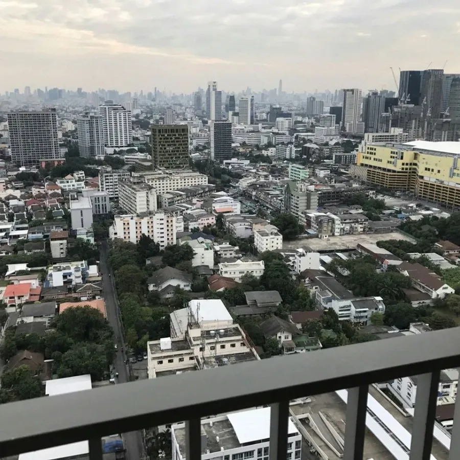 Abstract Phahonyothin Park for rent, very high floor, fully furnished, spacious area, very comfortable, hurry and reserve now.