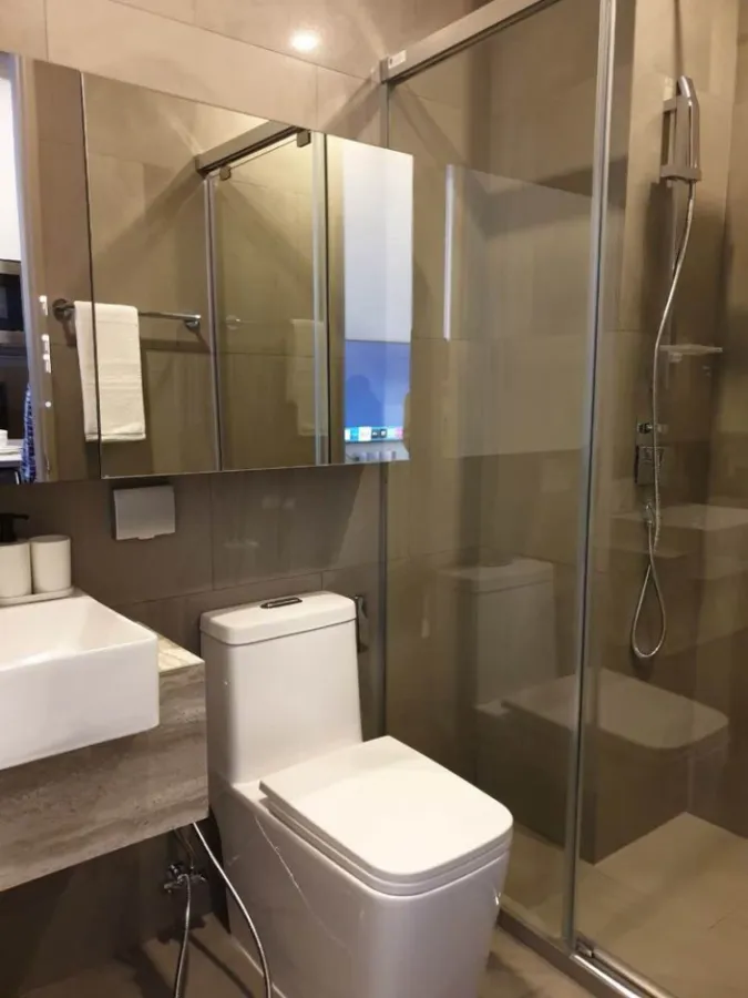 For rent, Park Origin Phayathai, nice room, clean tone control, just bring your bag and you can live in it. Hurry up to reserve.