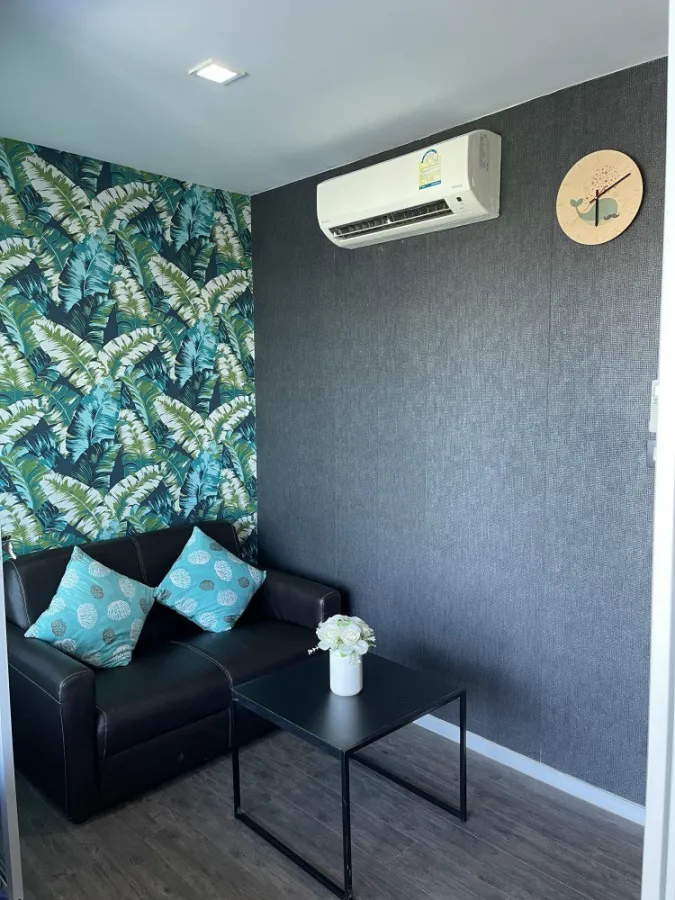 For rent urgently!! Condo Ozone by Tropicana, good location, convenient transportation, near the source of food, book now!!