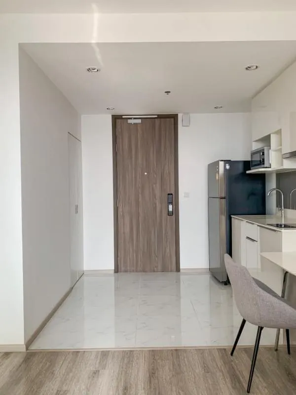 Urgent for rent !!! Ideo Mobi Sukhumvit 66 Condo, beautiful view, good location, fully furnished Ready to move in !!!