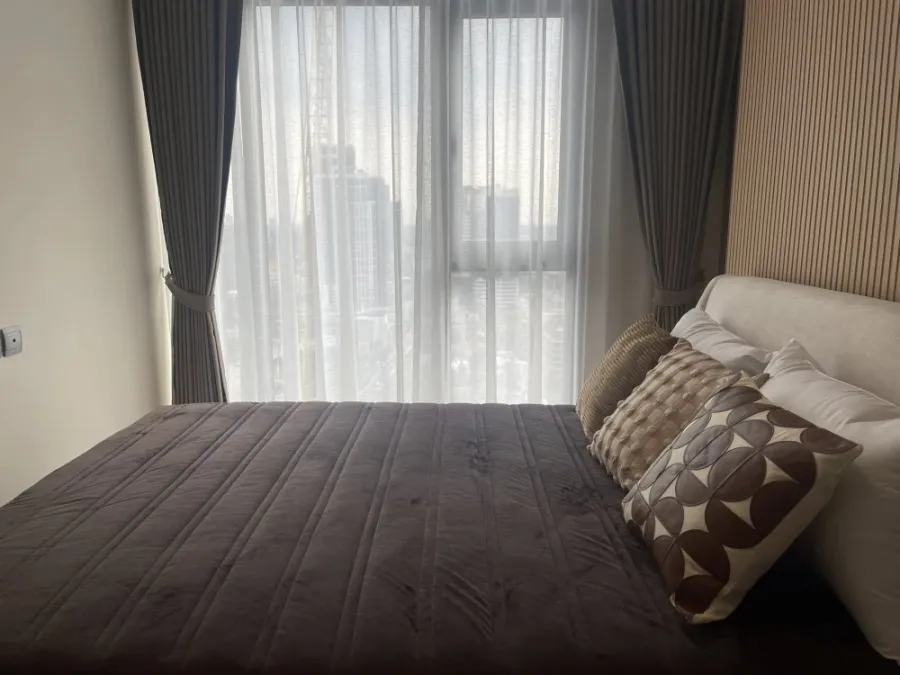ให้เช่า Rhythm Ekkamai Estate 1 ห้องนอน 1 ห้องน้ำ ตกแต่งคุมโทน เฟอร์ครบครัน จองเลย