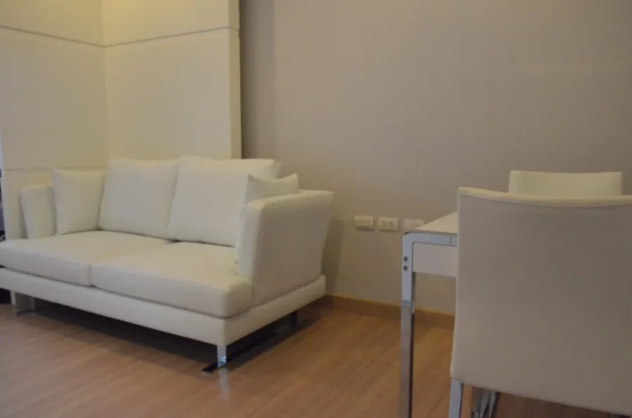 For rent, Urbano Absolute Sathorn-Taksin, studio room, 12th floor, high view, complete facilities, book now.
