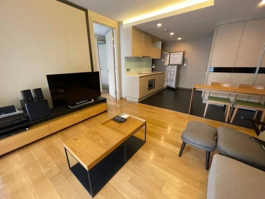 Urgently available for rent: Via Botani Sukhumvit 47, a lovely room with plenty of usable space, convenient and complete in one place. Come reserve no