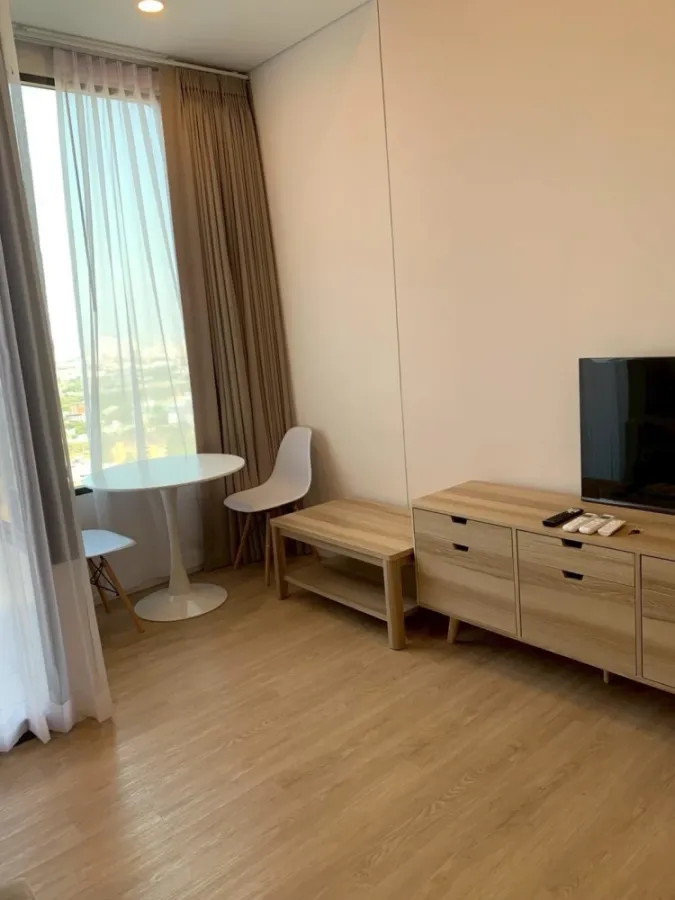 🎀🏙 For Sale & Rent: Landmark @ MRT Station Condo 🏙🎀
