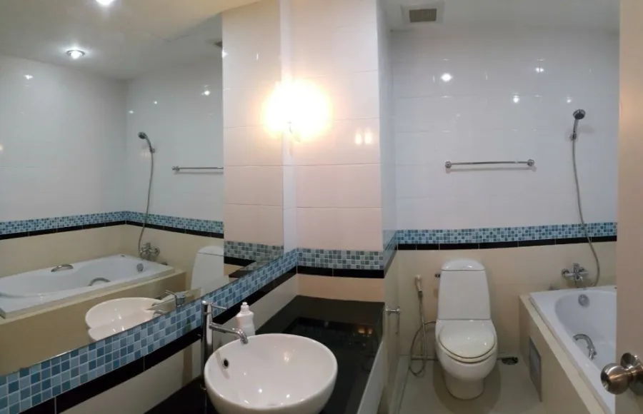 Condo for rent, AP City Smart Sukhumvit 18, high floor, good view, big room, fully furnished, don't miss it.