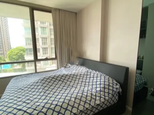 Urgent sale, Condo The Room Sukhumvit 69, near BTS Phra Khanong, good location, full of facilities, do not miss!!
