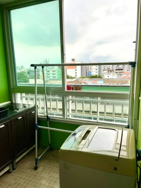 ให้เช่า Ratchada City 18 ห้องน่าอยู่ ชั้น 7 เฟอร์และเครื่องใช้ไฟฟ้าครบครัน จองเลย