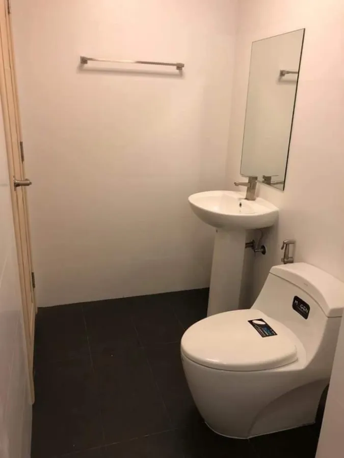Condo for sale, The Iris Bangyai, nice room, affordable price. Let me tell you that don't let the room slip out of your hand.