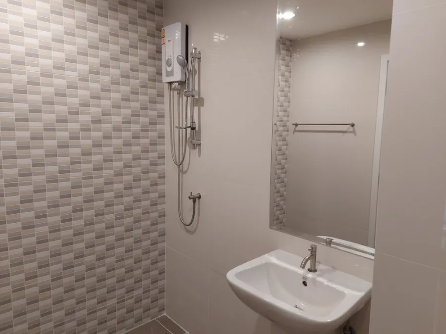 Condo for rent, Lesto Sukhumvit 113, new room, fully furnished, good location, do not hesitate, book now!!