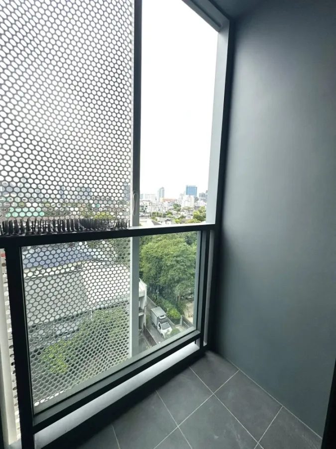 ขาย ให้เช่า Taka haus เอกมัย 12 ยูนิตน้อย ส่วนตัว สงบ ไม่มีตึกบังรอบข้าง มี Build in เฟอร์นิเจอร์อย่างดี จองเลย