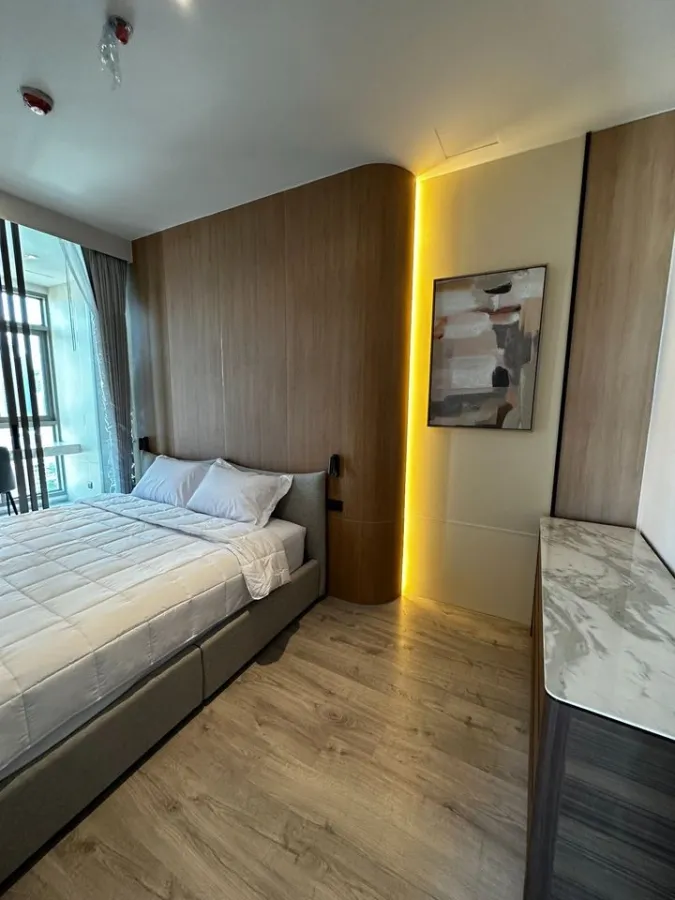 ขาย ให้เช่า Rhythm ekkamai estate ชั้นสูง ห้องมุมเป็นส่วนตัว ตกแต่งสวย มีสไตล์ น่าอยู่ขนาดนี้ จองเลย