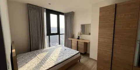 For rent THE BASE Garden-Rama 9 ห้องหัวมุม ลมพัดแรงตลอด ชั้น 28 วิวสวย รีบย้ายมาจองเลย