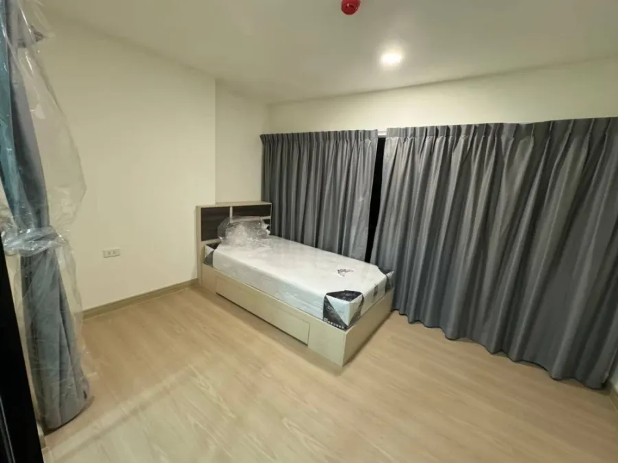 For rent: Plearn Plearn Condo, Rama 7 - Bang Kruai, 4th floor, size 49 sq m., 2 bedrooms, furnished, ready to move in with your bags.