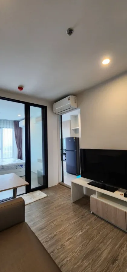 Condo for rent, Regent Home Wutthakat, high floor unit, fully furnished, complete amenities. Book now!