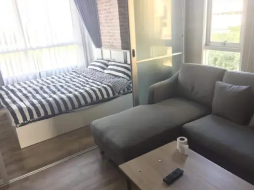For rent D Condo On Nut - Rama 9, 4th floor, corner room with privacy. View Airport Link