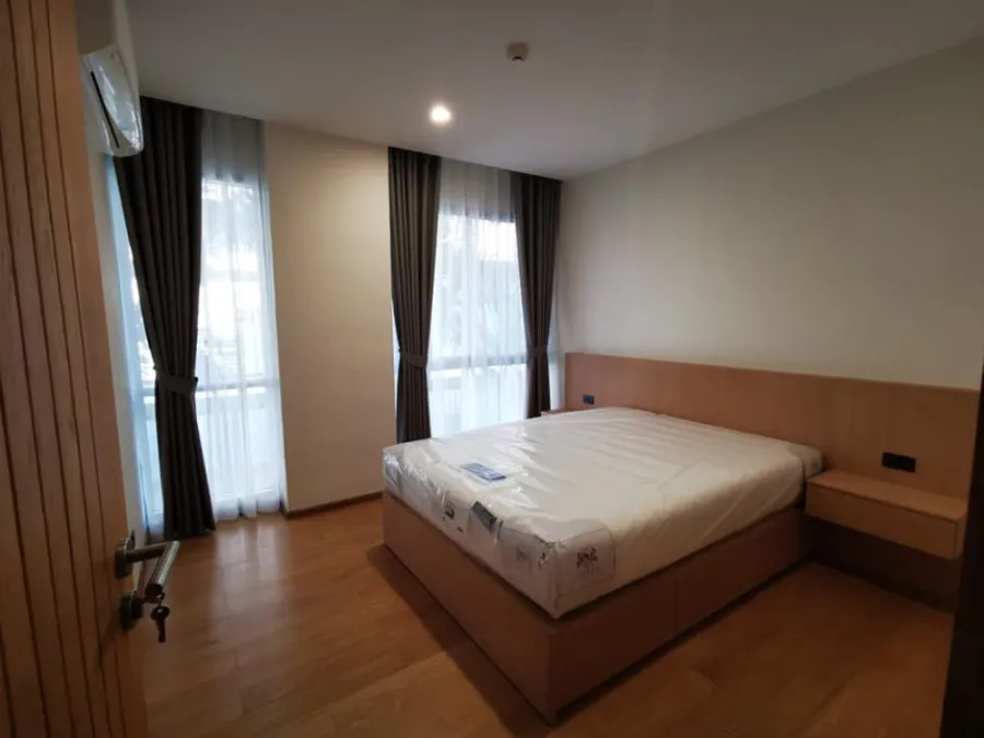 ขาย/เช่า วอน นภา สุขุมวิท 38 Duplex 2 ห้องนอน รีโนเวทใหม่ พร้อมอยู่ เดินทางสะดวก พลาดไม่ได้แล้ว!!