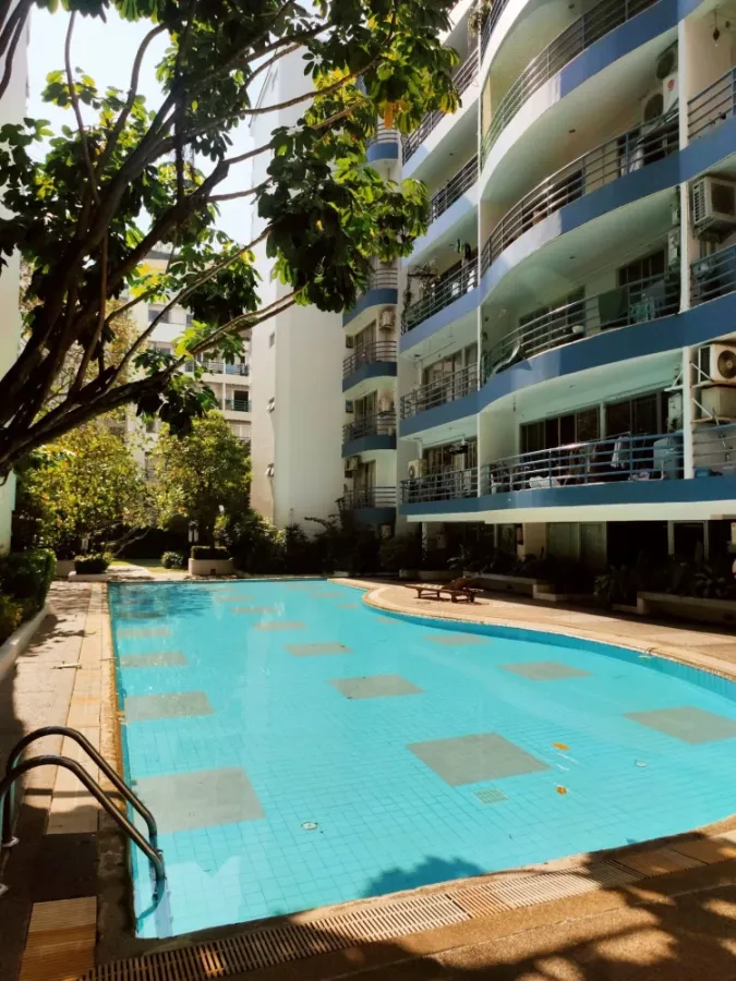 Condo for rent: The Waterford Rama 4, large room, comfortable, lots of usable space, affordable price, book now.