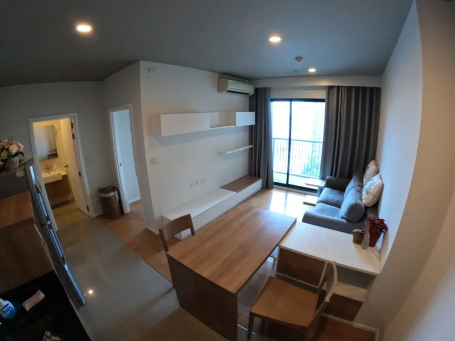 ขาย ให้เช่า!! คอนโด บลอคส์ 77 ชั้น 21 วิวเมืองแจ่มๆ เฟอร์นิเจอร์ครบครัน ดีแบบนี้ห้ามพลาด!!