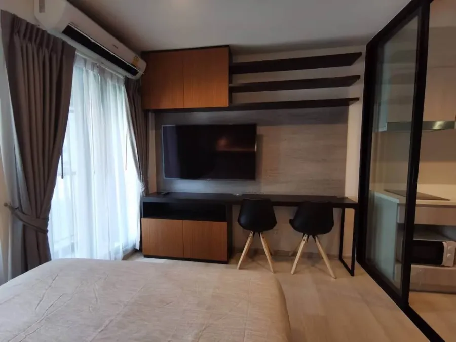 For rent Life one wireless is designed for real living. There are many storage cabinets. If you miss it, you will regret it.