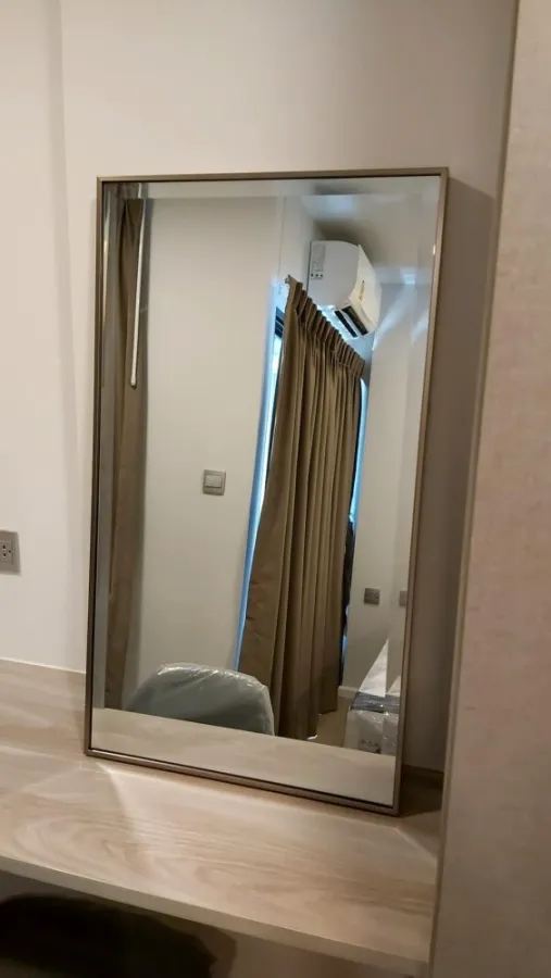 For rent, Kev TU, Building C, 4th floor, fully furnished room, just carry your bags and move in immediately. If interested, hurry and reserve now. Don