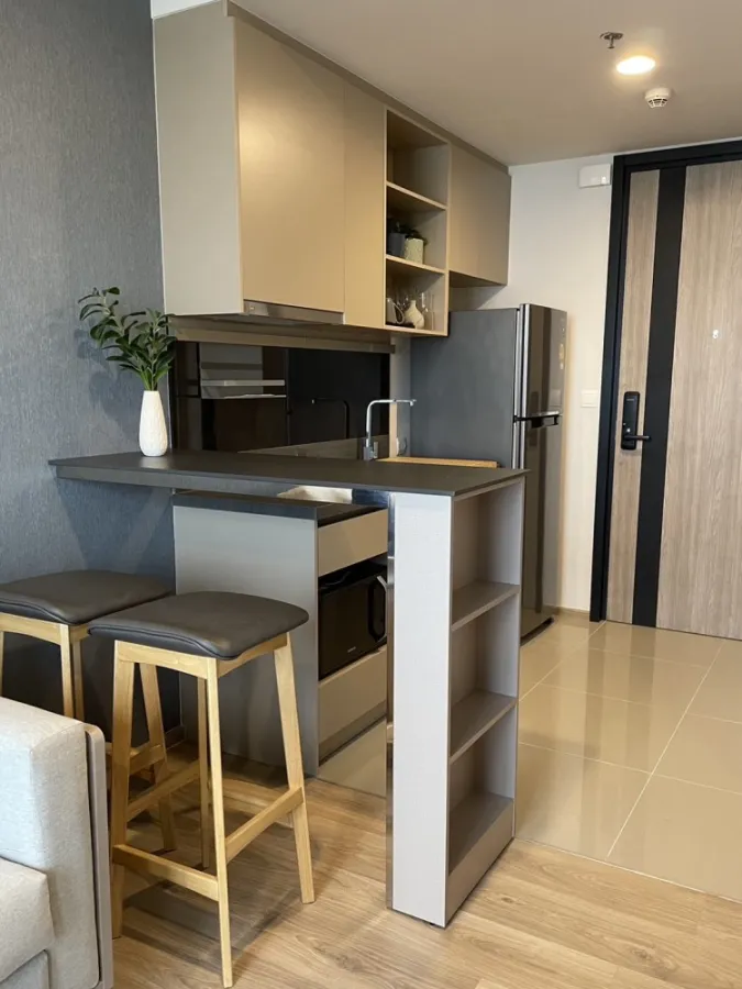 ให้เช่า OKA HAUS Sukhumvit 36 ชั้น 25 วิวเมืองสวยมาก ห้องตกแต่งเรียบหรู ดูมีสไตล์สุดๆ ไม่จองพลาดมาก