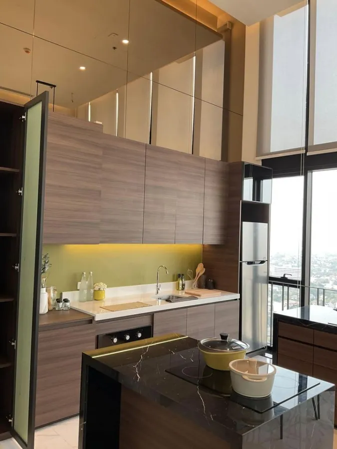 Condo sales down Nue noble Ngamwongwan, 1 bedroom, 1 bathroom, 22nd floor, high view, plus a good price You must not miss