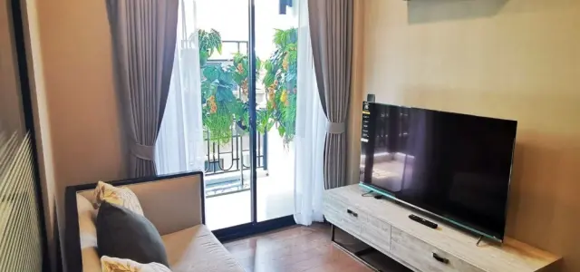 ขาย Na Vara Residence ชั้น 6 ห้องกว้าง มาพร้อมการตกแต่งที่ครบครัน จองเลย ห้ามพลาด images