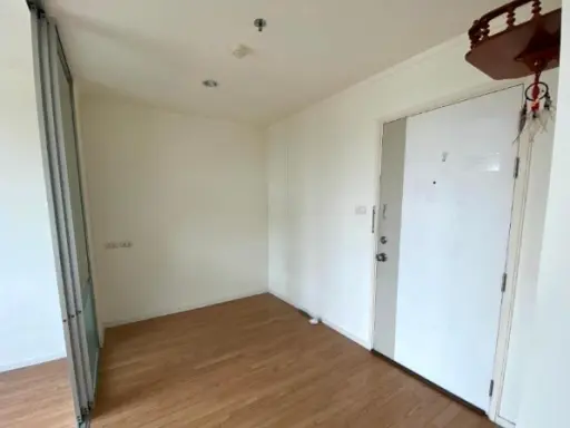 Condo for sale, Lumpini Ville Prachachuen-Phongphet 2, a private room. Full facilities, book now.