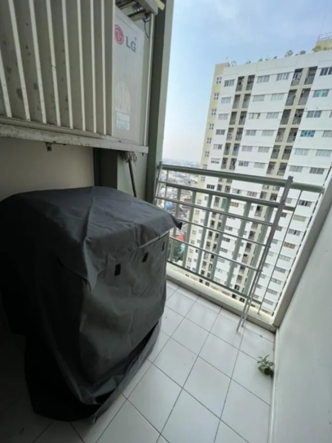 For rent, Lumpini Condo Town Ramintra-Nawamin, 20th floor, beautiful view, airy, fully furnished room, ready to move in, book now.
