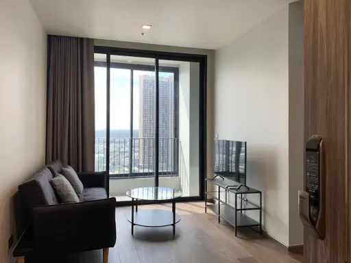 For rent, Ideo Q Sukhumvit 36, room ready to move in, fully furnished, electrical appliances. If you don't reserve, you'll regret it later.