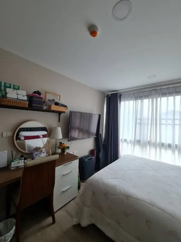 ให้เช่า คอนโด เมโทร ลักซ์ โรสโกลด์ พหลฯ-สุทธิสาร ห้องหัวมุม ตกแต่งใหม่ เฟอร์นิเจอร์ครบ