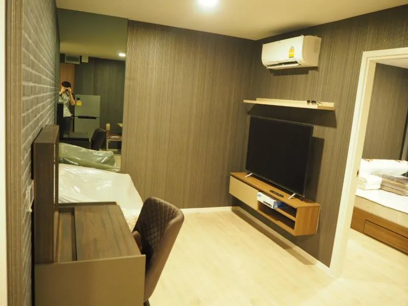 ด่วนน ห้อง 2 bed ตกแต่งสวยมาก ติดวอลทั้งห้อง ใหม่เอี่ยมอ่องแบบ 37 ตารางเมตร ค่าเช่าเพียง 17,000 บาท
