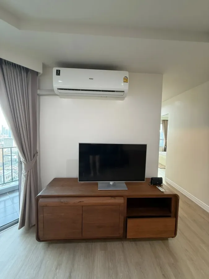 ให้เช่า Belle Grand Rama 9 ห้องพร้อมอยู่ ชั้นสูง เฟอร์พร้อม ห้องกว้างอยู่สบาย จองเลย