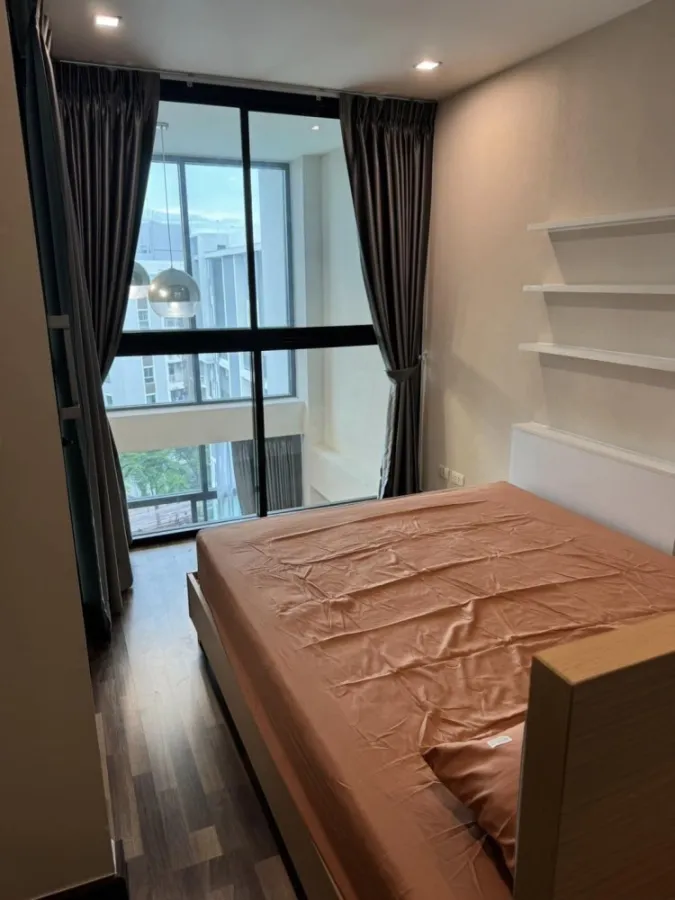 ขาย ให้เช่า คอนโด Beyond สุขุมวิท ห้อง DUPLEX ตกแต่งเรียบง่ายน่าอยู่ โซฟาหนังนั่งสบายมาก ห้ามพลาด