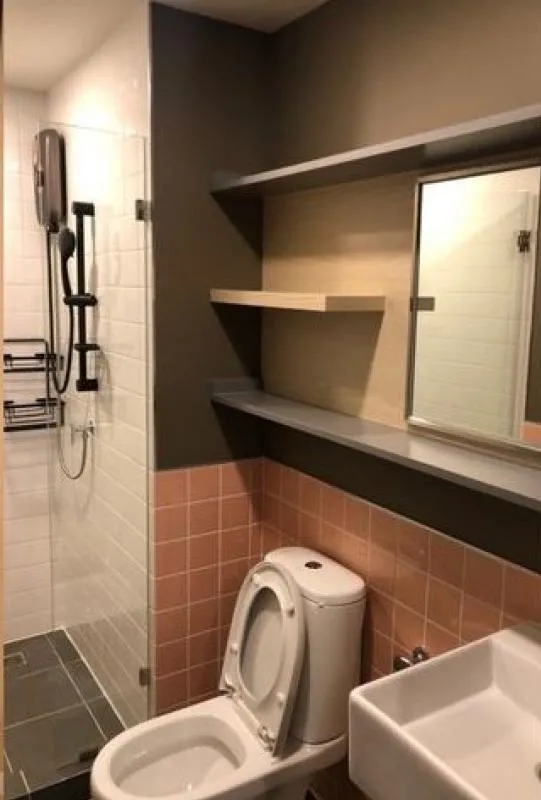 For rent คอนโด แอททิจูด บียู แต่งห้องแจ่มมาก บิวท์อินแน่นๆ ราคานี้คุ้มค่ามาก จองด่วนๆเลยจ้า