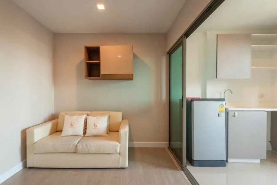 For Sale Metro Luxe Ratchada, Building C, Floor 7, good location, convenient transportation, don't wait, hurry up to be the owner!!