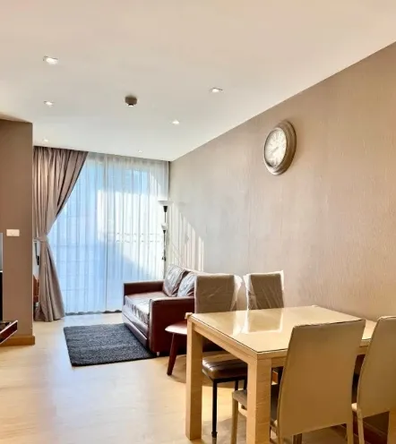 ให้เช่า Klass Condo Silom ชั้น 8 ห้องแต่งครบ น่าอยู่ จองเลย ห้ามพลาด