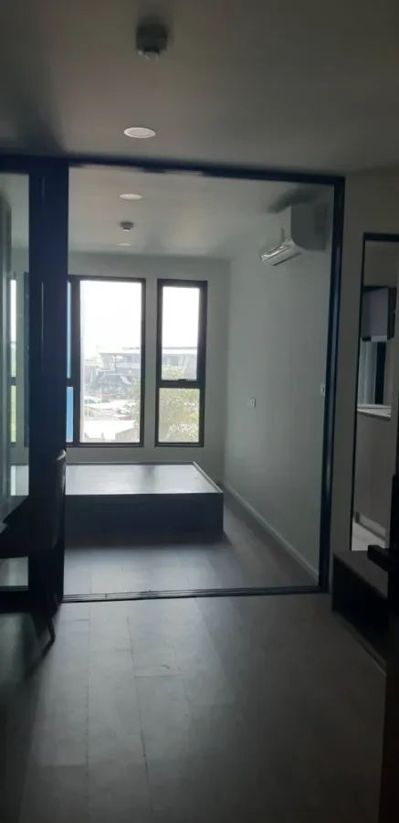 For sale: The Origin Ramintra 83 Station, very good location, very convenient to travel, fully decorated, ready to move in.