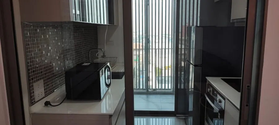 For rent The Room BTS Wongwianyai ห้องกว้างขวาง พื้นที่ใช้สอยเยอะ ราคาจับต้องได้ รีบย้าย