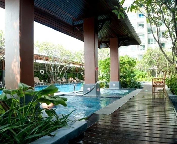 ขาย Circle Condominium ห้องกว้างขวางอยู่สบาย เฟอร์พร้อม เครื่องใช้ไฟฟ้าครบ รีบจองเลย
